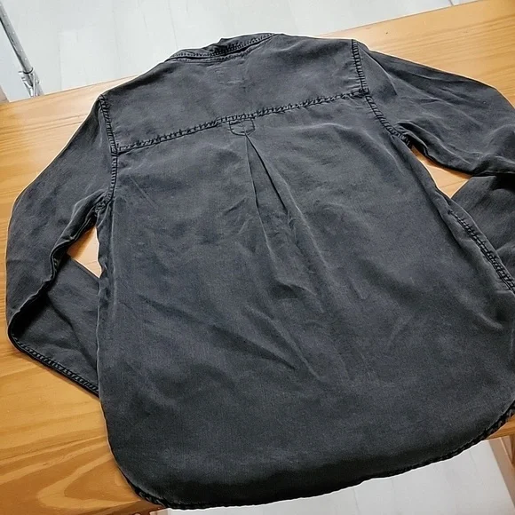 American Eagle Outfitters Black Button Down Shirt - Picture 7 of 9